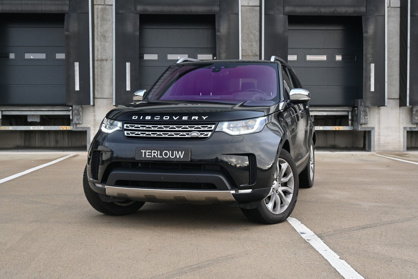 Land Rover Discovery - 3.0 Td6 HSE Luxury 7p. 3.0 Td6 HSE Luxury 7p. - AutoWereld.nl