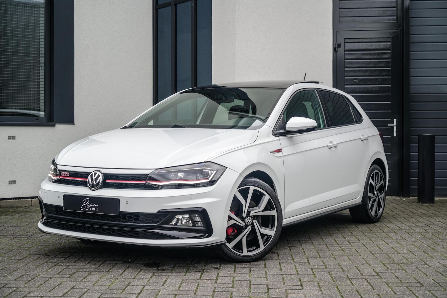 Volkswagen Polo - 2.0 TSI GTI PANO / BEATS / VIRTUAL / ACC - AutoWereld.nl
