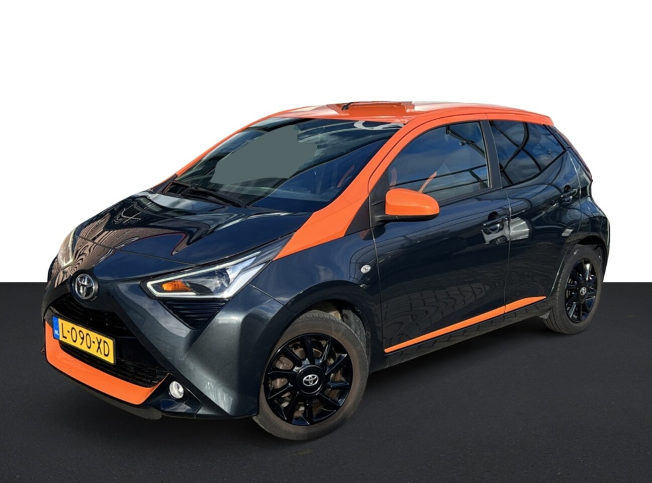Toyota Aygo - 1.0 VVT-i JBL - AutoWereld.nl