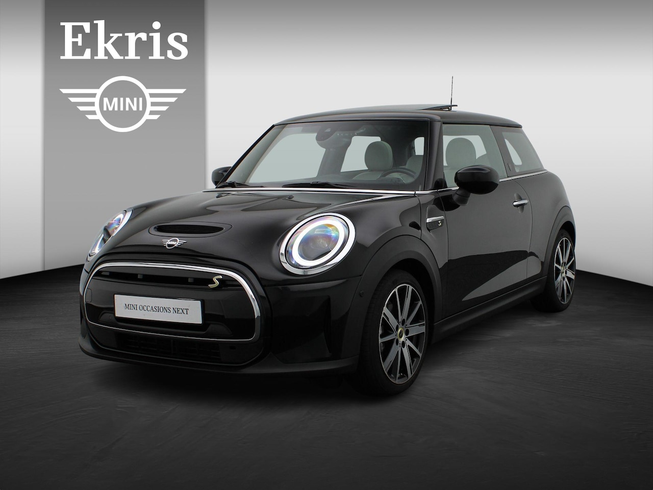 MINI Mini-Electric - Yours Driving Assistant Plus Pakket + Comfort Plus Pakket + Glazen panoramadak + Achteruit - AutoWereld.nl