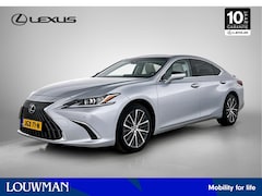 Lexus ES - 300h Business Line | Stoel en stuurverwarming |