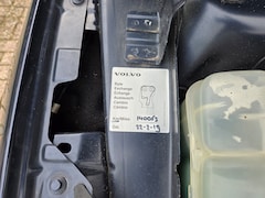 Volvo V40 - 1.6 T4 Summum Vol Leer