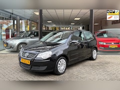 Volkswagen Polo - 1.4-16V 80pk AIRCO | CRUISE | TREKHAAK | NAP