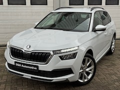 Skoda Kamiq - 1.0 TSI Style trekhaak afneembaar/automaat/camera/lane assist/led/front assist/alarm/carpl