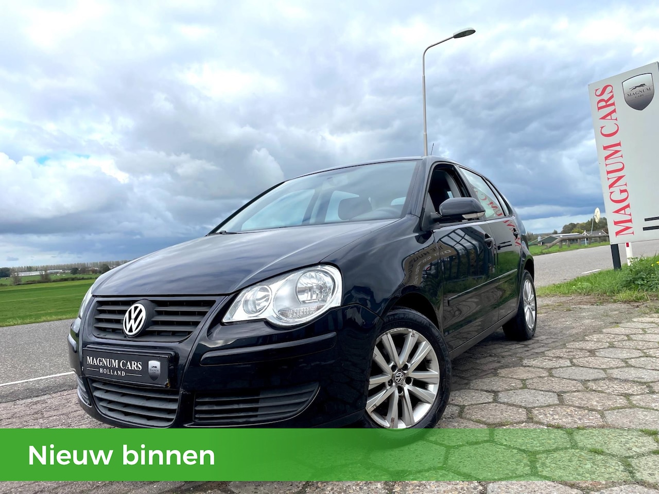 Volkswagen Polo - 1.4-Trendline-Scherm Navi-Velgen-Elek.Ramen - AutoWereld.nl