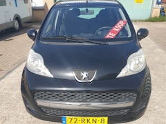 Peugeot 107 - 1.0-12V XS