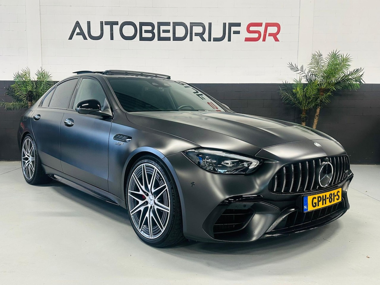 Mercedes-Benz C-klasse - AMG 63 S E Performance Panoramadak! Sfeerverlichting! Burmester! Vol opties! - AutoWereld.nl