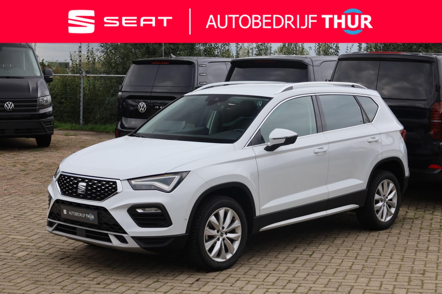SEAT Ateca - 1.5 TSI Xperience Business Intense trekhaak elektrische achterklep camere stoelverwarming - AutoWereld.nl