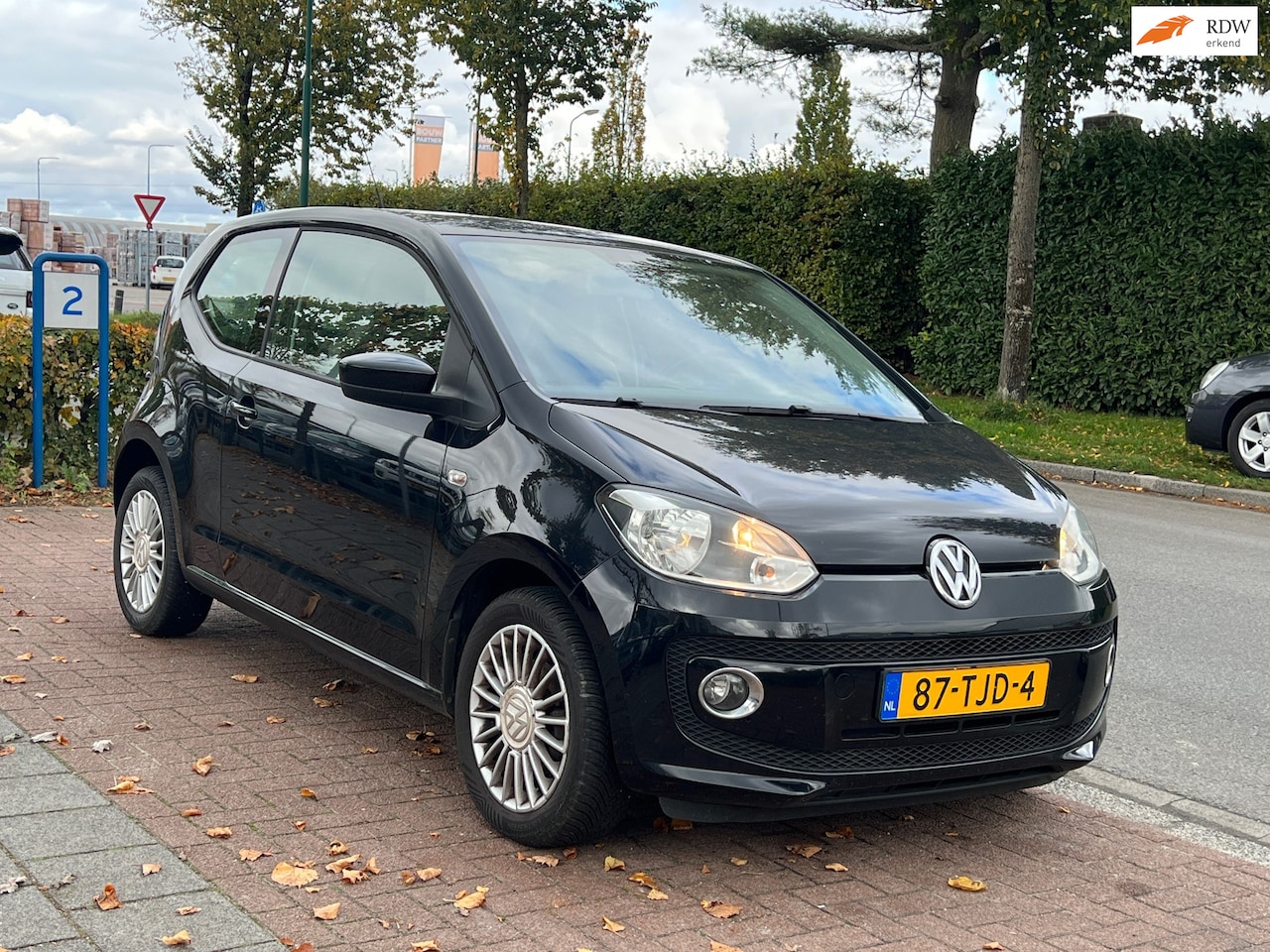 Volkswagen Up! - 1.0 high up! 1.0 high up! - AutoWereld.nl