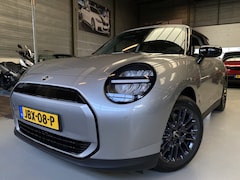 MINI Cooper - E Essential 40.7 kWh Nieuw, 17INCH