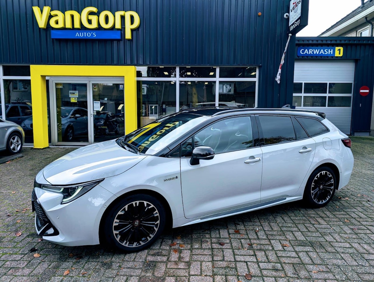 Toyota Corolla - 2.0 Hybrid GR-Sport All-in prijs! - AutoWereld.nl