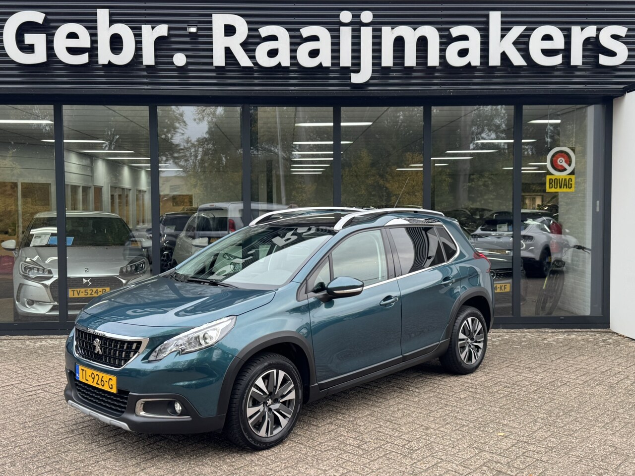 Peugeot 2008 - 1.2 PureTech Allure*Panoramadak*Navi*Camera* - AutoWereld.nl
