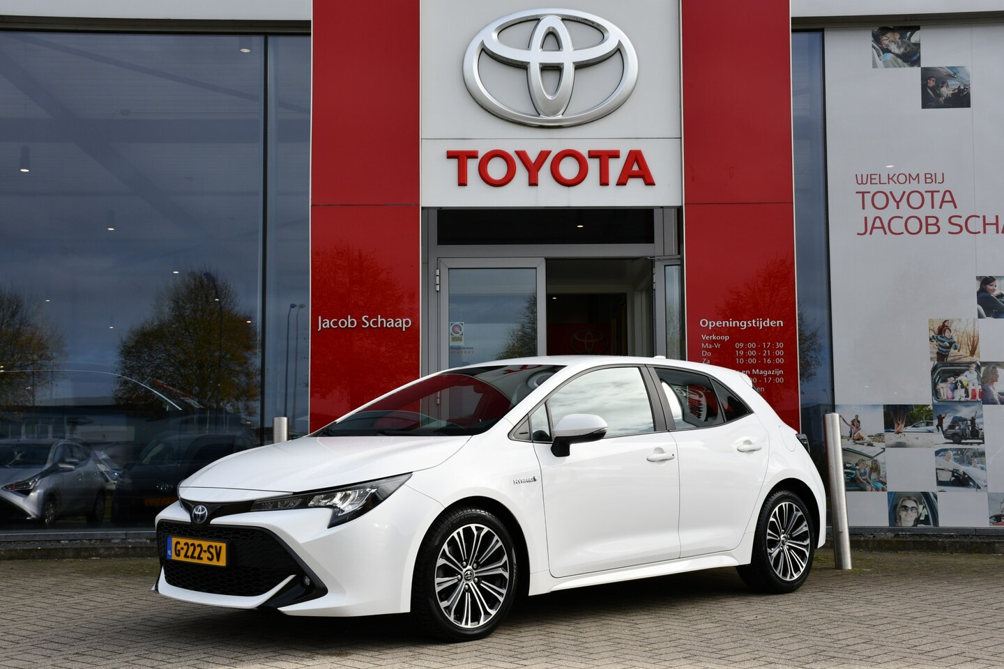 Toyota Corolla - 2.0 Hybrid Dynamic Automaat 180pk | LED koplampen | Cruise control adaptief | Achteruitrij - AutoWereld.nl