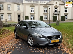 Volvo V40 - 2.0 D4 Summum Business