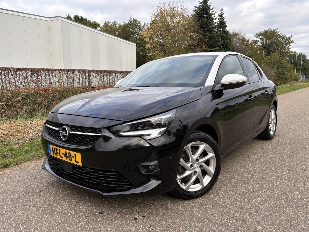 Opel Corsa - 1.2 GS Line / NAVI / 5-DEURS / CRUISE / STOELVERWARMING / 74dkm! - AutoWereld.nl