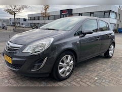 Opel Corsa - 1.4-16V Anniversary Edition Bouwjaar 2012 AIRCO