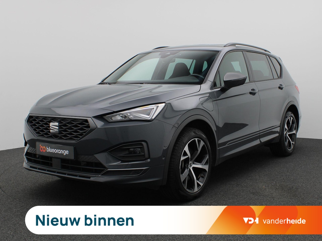 SEAT Tarraco - 1.4 TSI e-Hybrid PHEV FR Business 245PK DSG Achteruitrijcamera, Trekhaak, Alarm, Keyless, - AutoWereld.nl