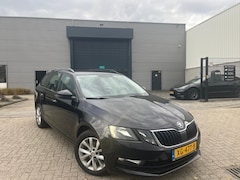 Skoda Octavia Combi - 1.6 TDI Navigatie|Carplay Euro6 2018