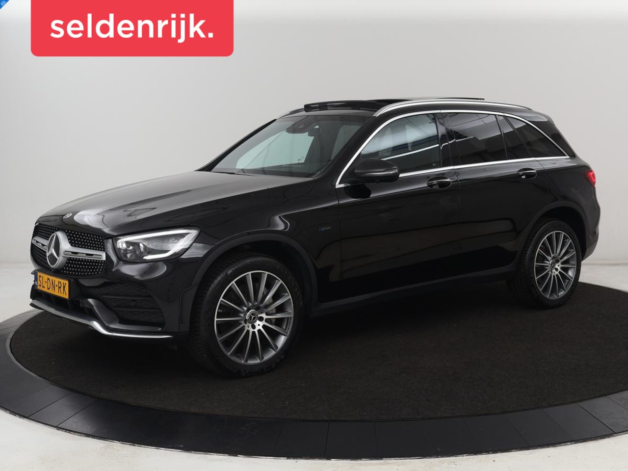 Mercedes-Benz GLC-klasse - 300de 4MATIC | Panoramadak | Trekhaak | Sfeerverlichting | 360 Camera | Carplay | Stoelver - AutoWereld.nl