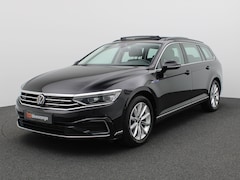 Volkswagen Passat Variant - 1.4 TSI PHEV GTE Business 218PK DSG Pano-Schuifdak, Trekhaak, Adaptieve Cruise Control, Ac