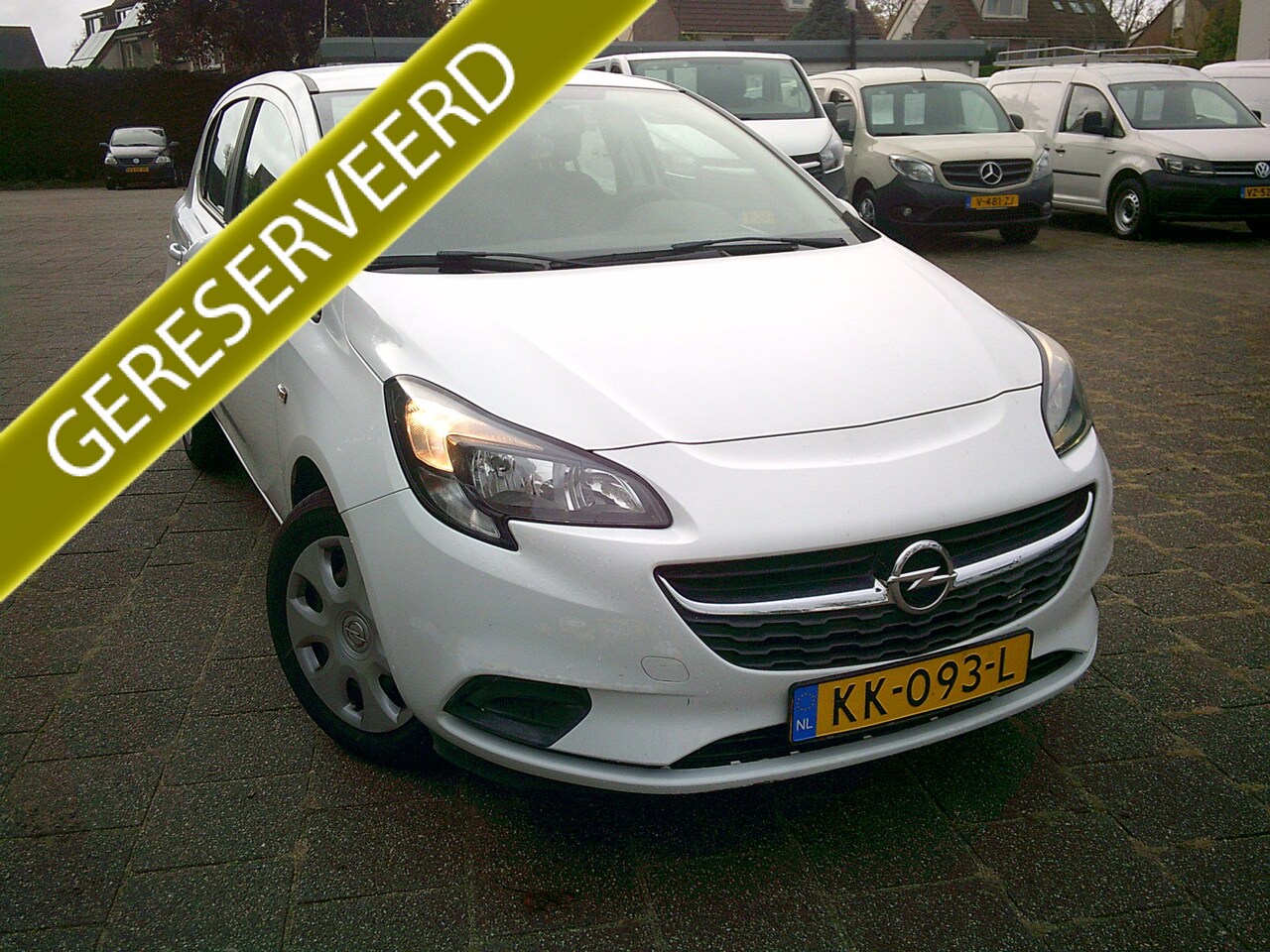 Opel Corsa - 1.4 Edition VOORZIEN VAN AIRCO !! - AutoWereld.nl