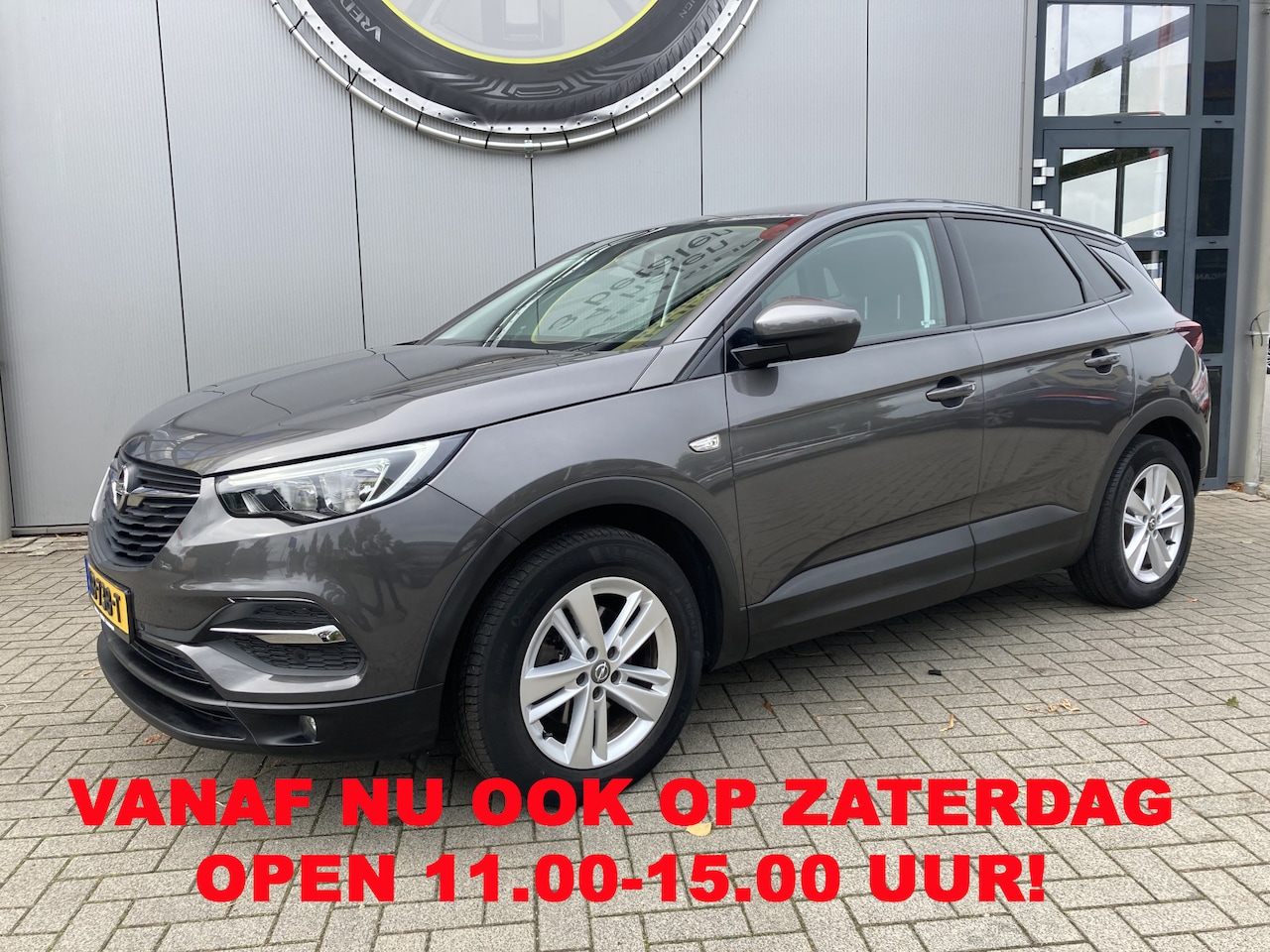 Opel Grandland X - 1.2 Turbo Online Edition Leer | Trekhaak | Apple Carplay | Parkeersensoren | Navi | Cruise - AutoWereld.nl