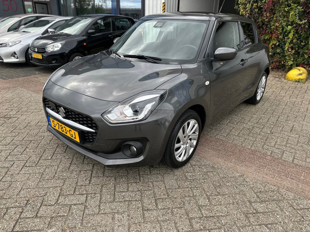 Suzuki Swift - 1.2 Comfort Smart Hybrid 1.2 Comfort Smart Hybrid, Vol Optie - AutoWereld.nl