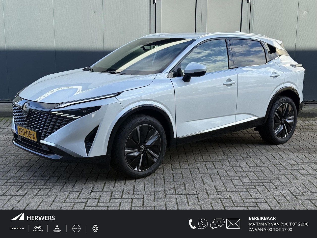 Nissan Qashqai - 1.3 MHEV Xtronic Tekna / Dealer onderhouden / Trekgewicht 1.800 kg / Elektr. klep / HUD / - AutoWereld.nl