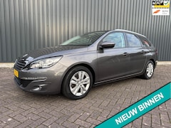 Peugeot 308 SW - 1.2 PureTech Blue Lease Executive ( AIRCO + PANO DAK + LM VELGEN )
