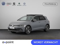 Volkswagen Golf - 1.5 eTSI 50 Jahre Edition 150 pk Automaat (DSG) | Navigatie | Panoramadak | Parkeersensore