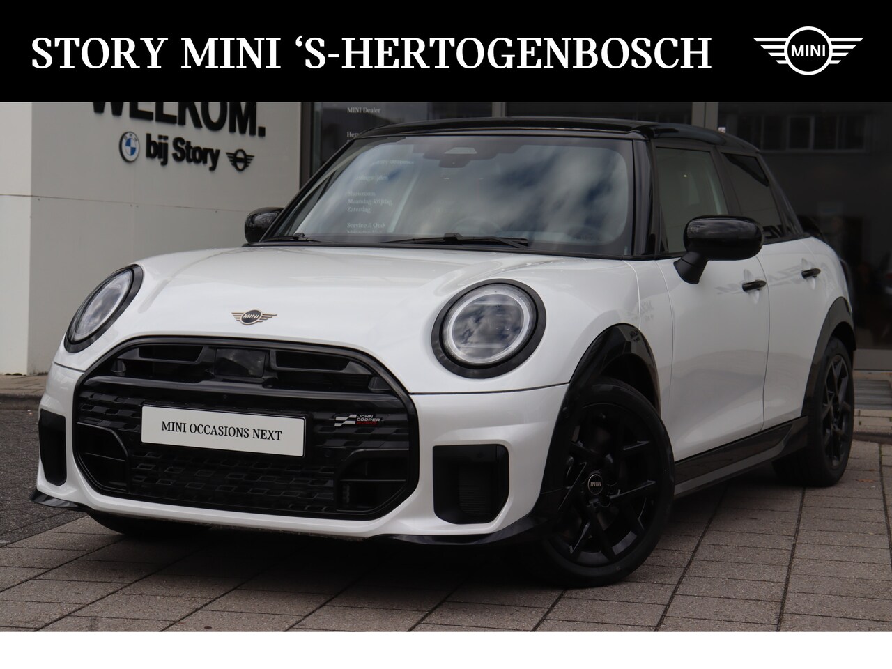 MINI Cooper - Hatchback C Automaat / John Cooper Works / Pakket XL / 17" JCW Sprint Spoke black - AutoWereld.nl
