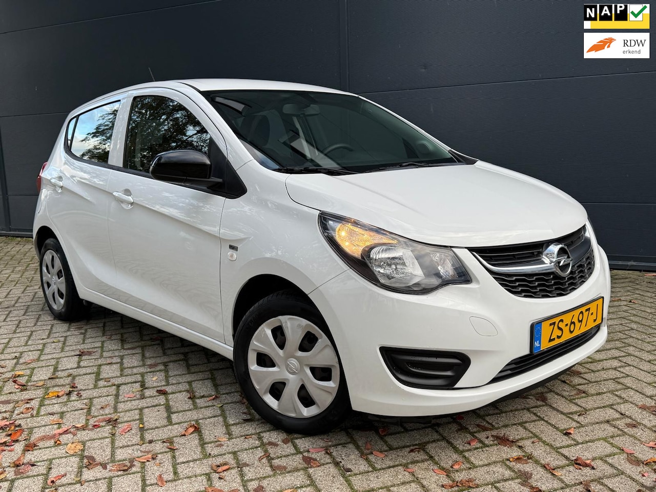 Opel Karl - 1.0 ecoFLEX 120 Jaar Editio/Airco/cruise/bluetooth/start stop - AutoWereld.nl
