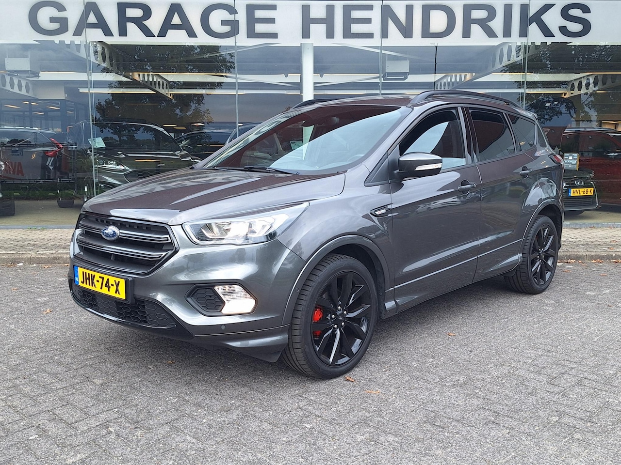Ford Kuga - 1.5 150pk ST Line | Navi | Climate | Quick De-Frost | CC | (occasion) - AutoWereld.nl