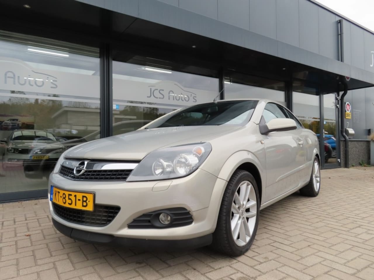 Opel Astra - 1.6 Enjoy Airco Cruise Pdc 17 Inch 2006 - AutoWereld.nl