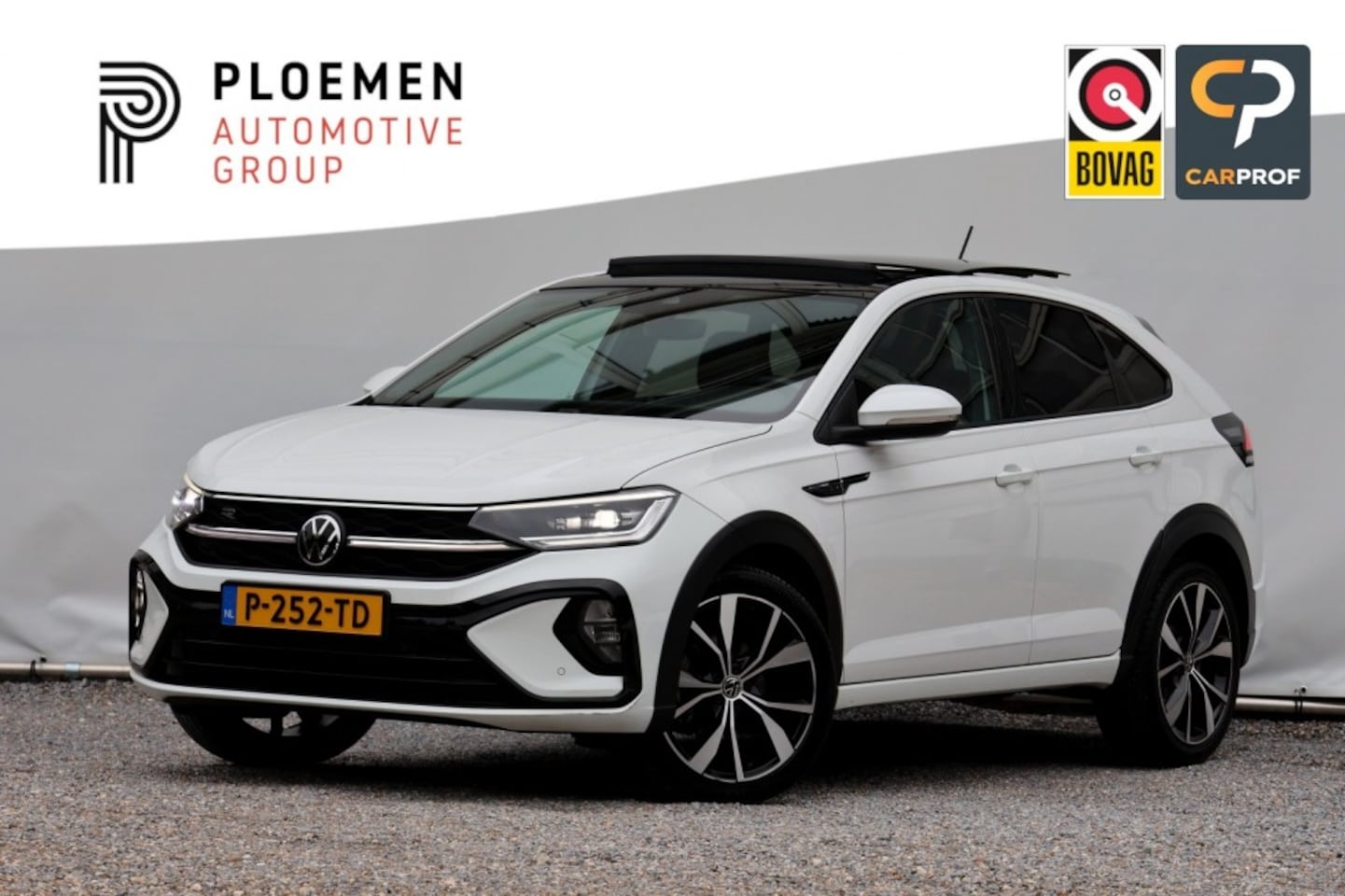 Volkswagen Taigo - 1.0 TSI R-Line Business - 110 pk **Pano / IQ Light / ACC / Keyless - AutoWereld.nl
