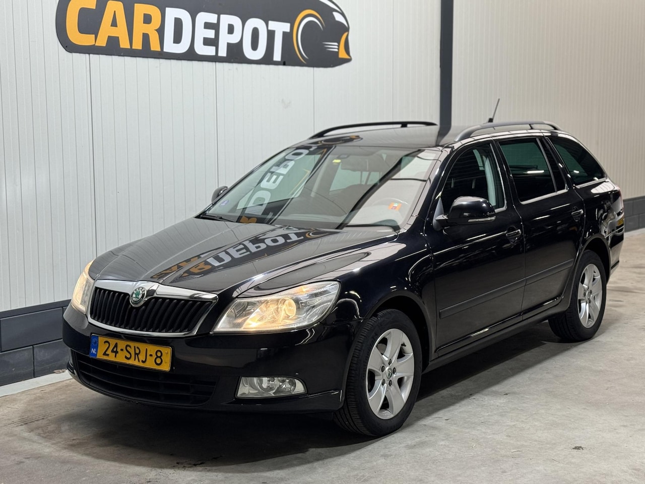 Skoda Octavia Combi - 1.4 TSI Greentech Ambition Businessline 1.4 TSI Greentech Ambition Business Line - AutoWereld.nl