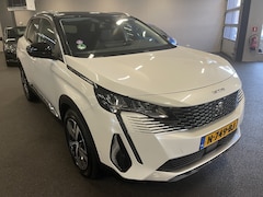 Peugeot 3008 - 1.2 PureTech Allure Pack 130 pk Automaat EAT8 Navigatie-Automatische achterklep-Adaptive c