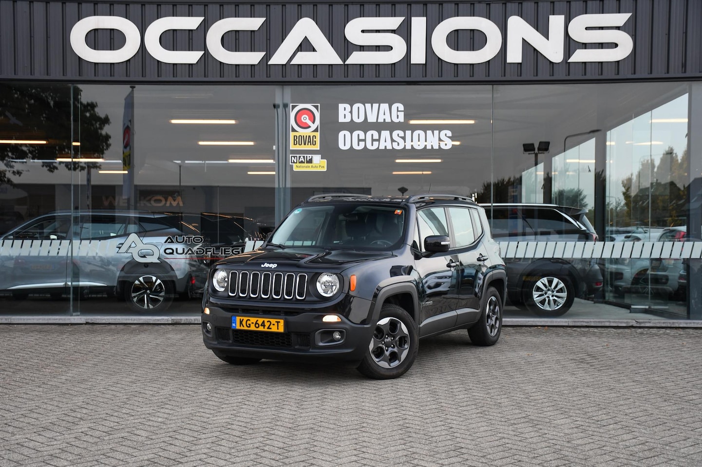 Jeep Renegade - 1.6 E-Torq Longitude NAVIGATIE/ TREKHAAK/ PDC - AutoWereld.nl