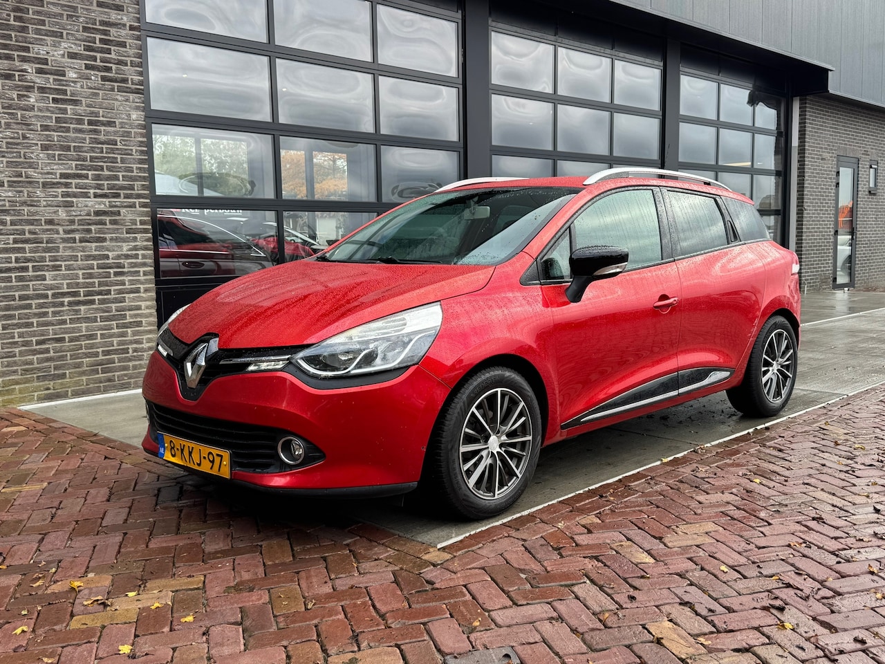 Renault Clio Estate - 1.5 dCi ECO Expression | Trekhaak | Navi | Airco | Cruise | - AutoWereld.nl