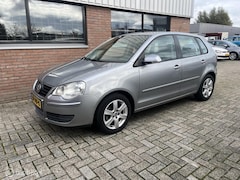 Volkswagen Polo - 1.2 Trendline