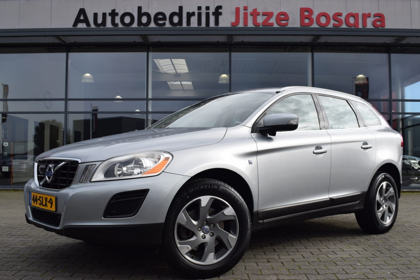 Volvo XC60 - 2.0 T5 240pk Automaat Ocean Race Zwart Leder | ECC | Full Map Navi | Telefonie | Dealer On - AutoWereld.nl