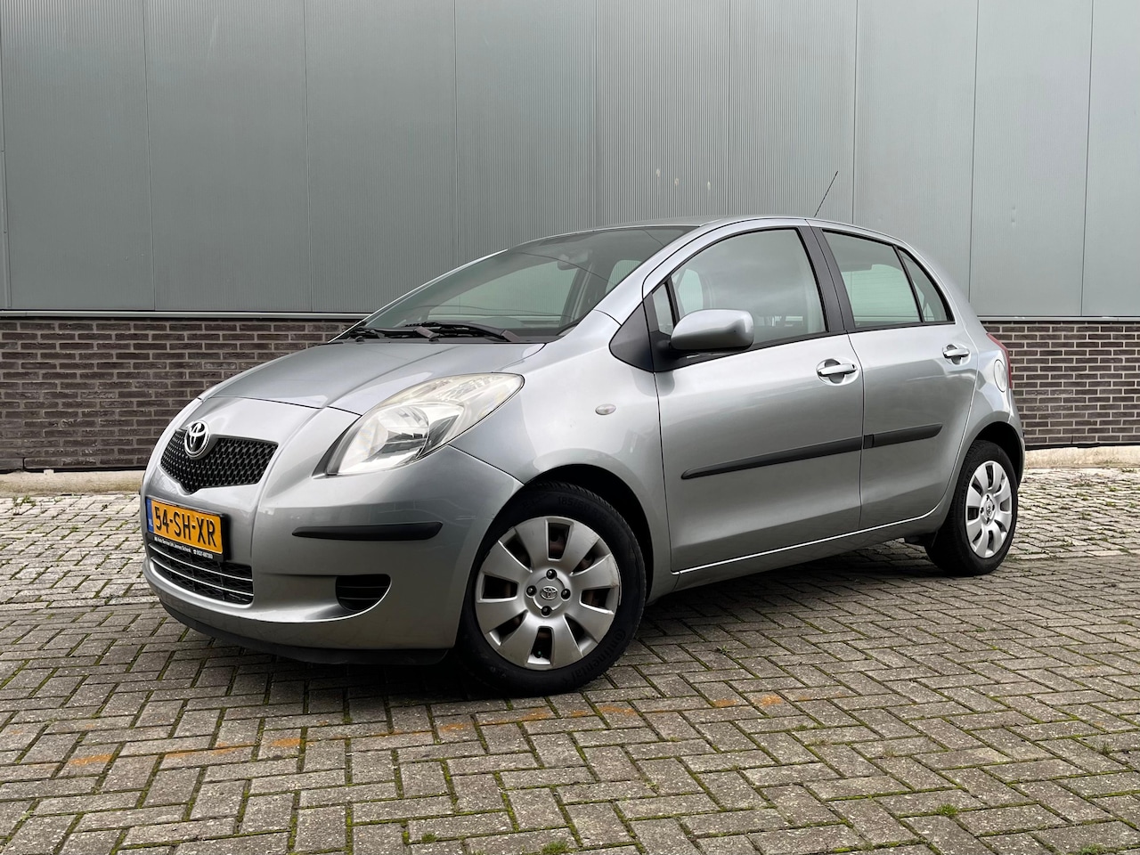 Toyota Yaris - 1.0 VVTi Sol - AutoWereld.nl