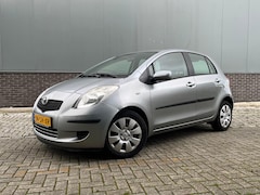 Toyota Yaris - 1.0 VVTi Sol