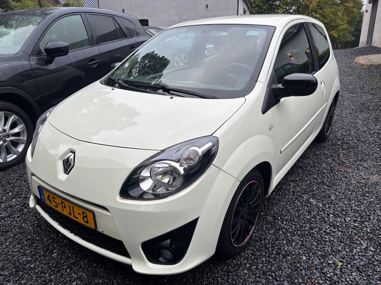 RENAULT TWINGO