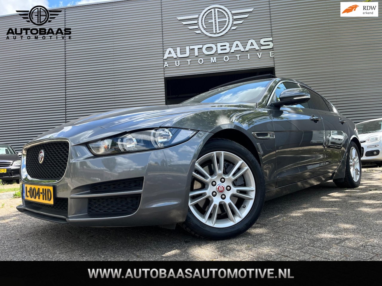 Jaguar XE - 2.0 Portfolio 241pk AUTOMAAT |PANORAMADAK |VOL LEDER |NAVI |CAMERA |CLIMATE CONTROL |ELK.S - AutoWereld.nl