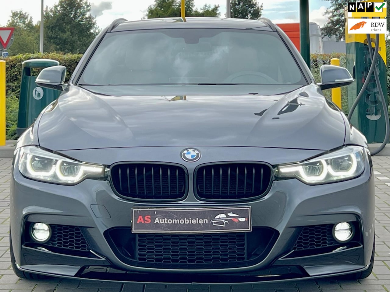 BMW 3-serie Touring - 318i M PERFORMANCE PAKKET 2019 VIRTUAL-DASH - AutoWereld.nl