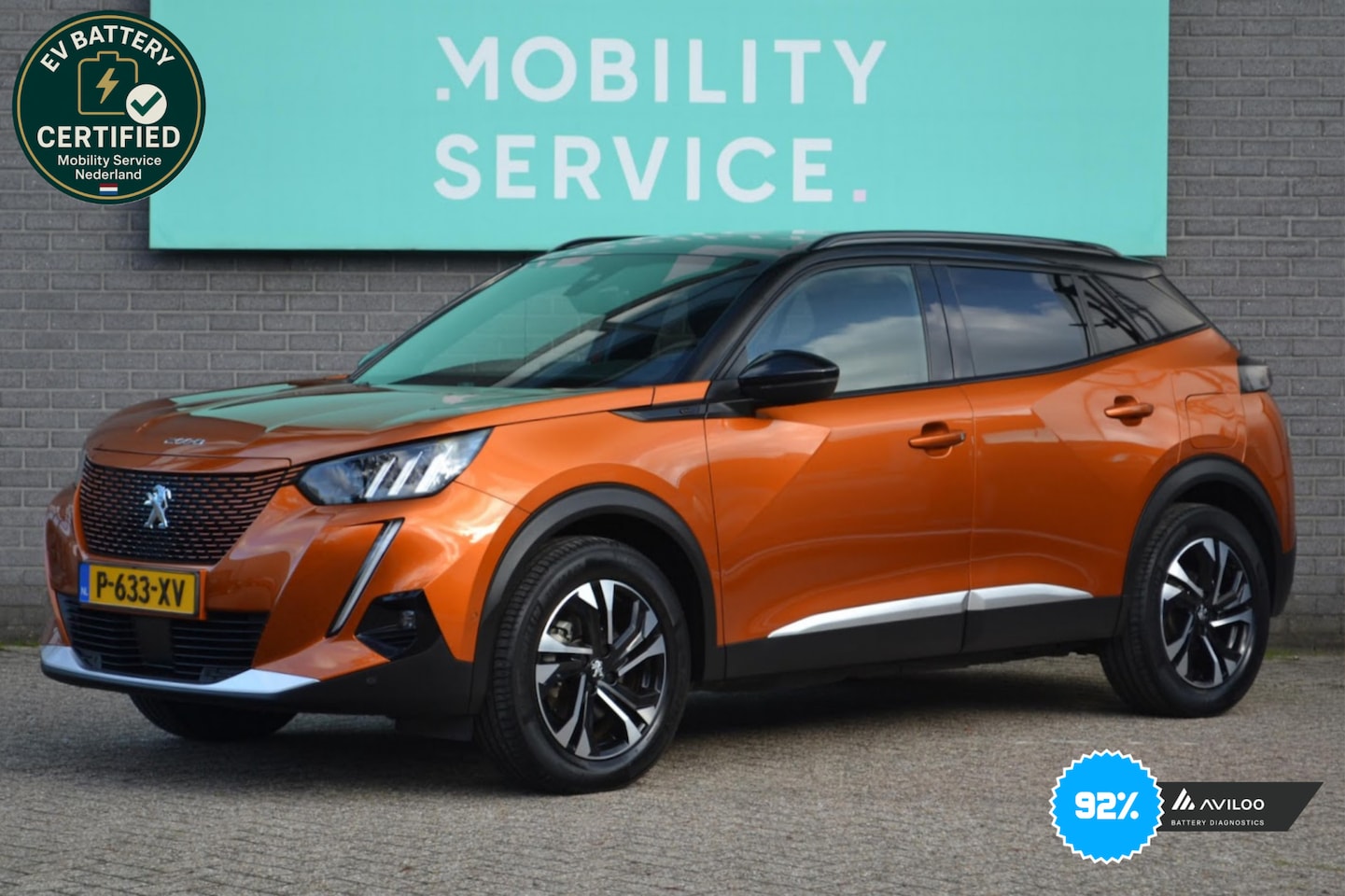Peugeot e-2008 - EV GT Première 1 fase 50 kWh SOH92% CarPlay LED Sport - AutoWereld.nl