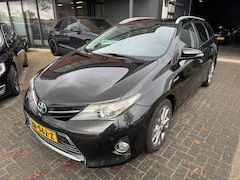 Toyota Auris Touring Sports - 1.8 Hybrid Executive CAMERA LEDER CRUISE DEALER ONDERHOUDEN