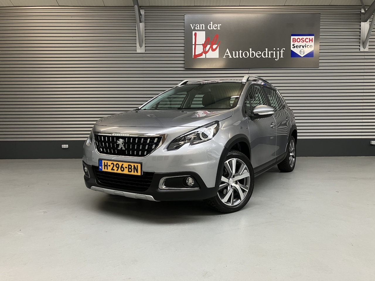 Peugeot 2008 - 1.2 Pure Tech/CLIMA/PDC/CRUISE/NAVI/CARPLAY/SPORTST/ENZ - AutoWereld.nl