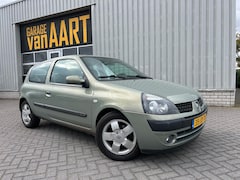 Renault Clio - 1.6-16V Privilège | NAP | AUTOM | LEER | STOEL VERW |